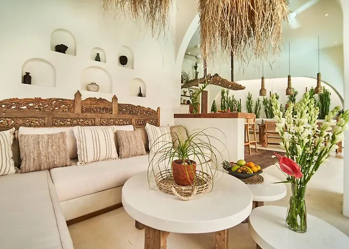 Gorgeous Mediterranean Style 2 Bed, Pick! Canggu (Bali)