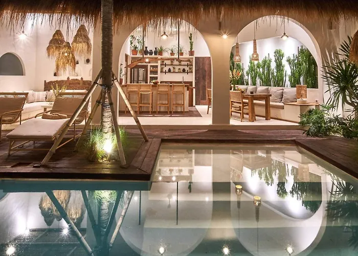 Gorgeous Mediterranean Style 2 Bed, Pick!